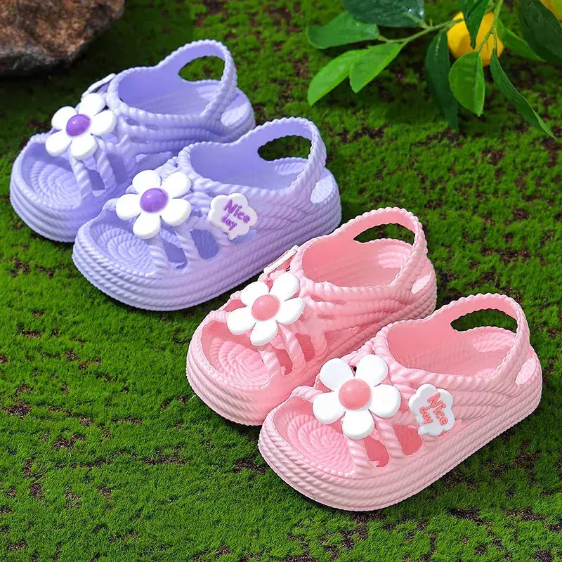 Sandálias para meninas verão nova moda princesa sapatos eva antiderrapante fundo macio flor indoor e outdoor sandálias infantis