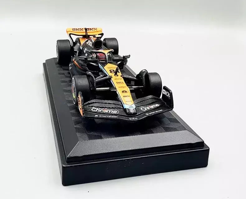 1:43 MCL60 2023 4 # Lando Norris P2 British GP Mclaren F1 #81 Oscar Piastri Diecast coleção de modelos de liga de amor clássico Hobby