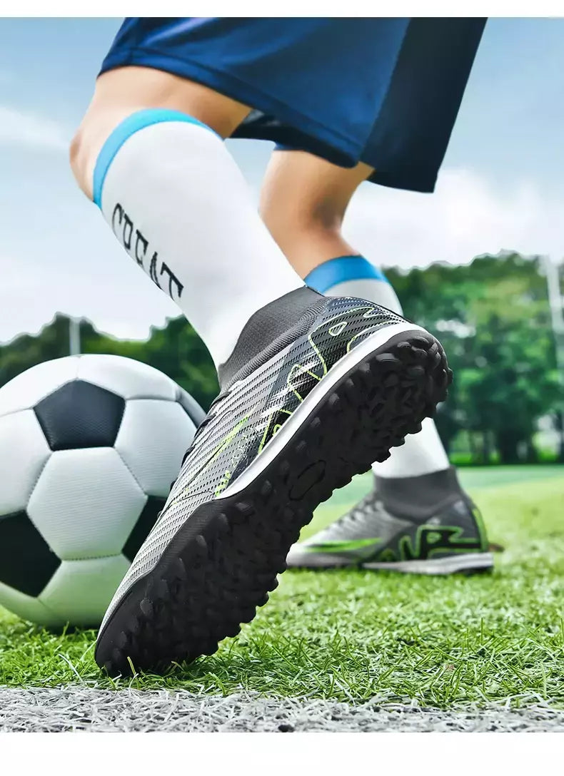 Sapatos de futebol antiderrapantes profissionais para homens, botas de treinamento Grass Society, grampos de qualidade superior, botas originais, novos