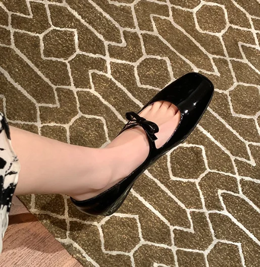 2023 luxo bowtie mary janes feminino dedo do pé quadrado brilhante couro & silk flats ballets femmes vermelho dança festa bola sapatos de casamento nupcial