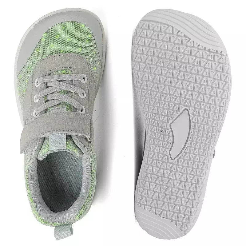 Novos meninos meninas tênis crianças largas sapatos descalços naturalmente spracam sapatos da criança pequena grande criança