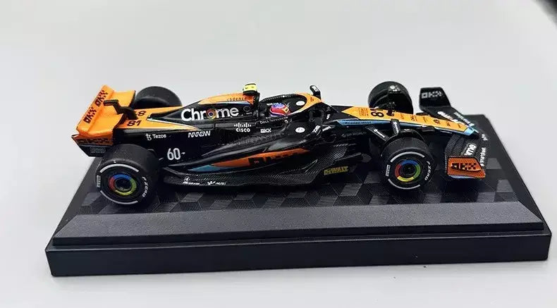 1:43 MCL60 2023 4 # Lando Norris P2 British GP Mclaren F1 #81 Oscar Piastri Diecast coleção de modelos de liga de amor clássico Hobby