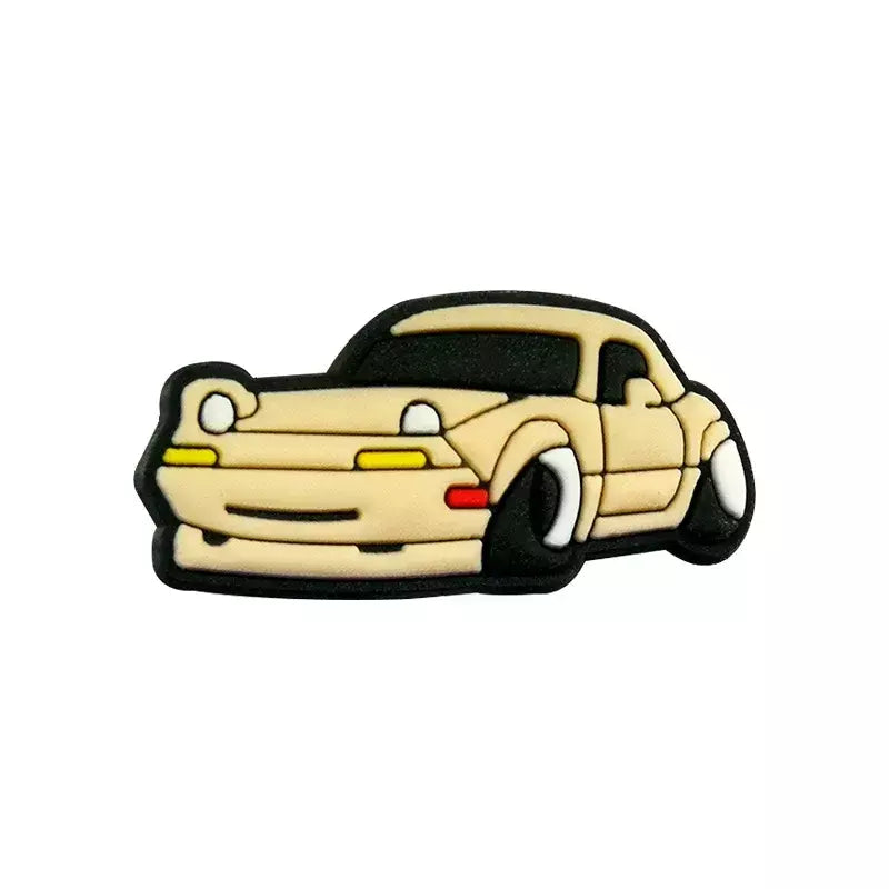 1-20 pçs encantos de sapato de carro legal veículo sapato acessórios decorações dos desenhos animados pinos para homens meninos crianças diy tamanco fivela jardim sandália