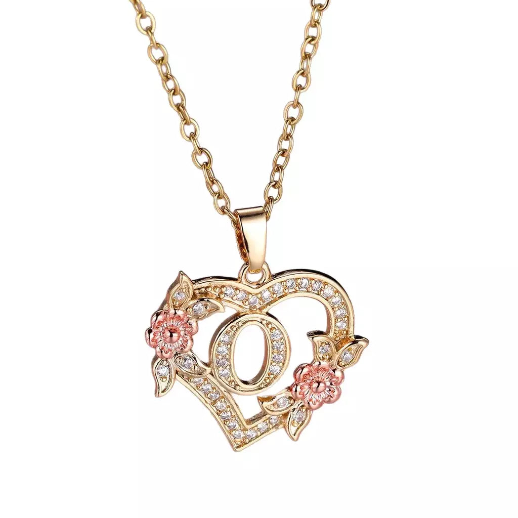 Venda quente oco amor flor 26 letras em inglês pingente de diamante senhora colar pingente personalizado moda clavícula corrente