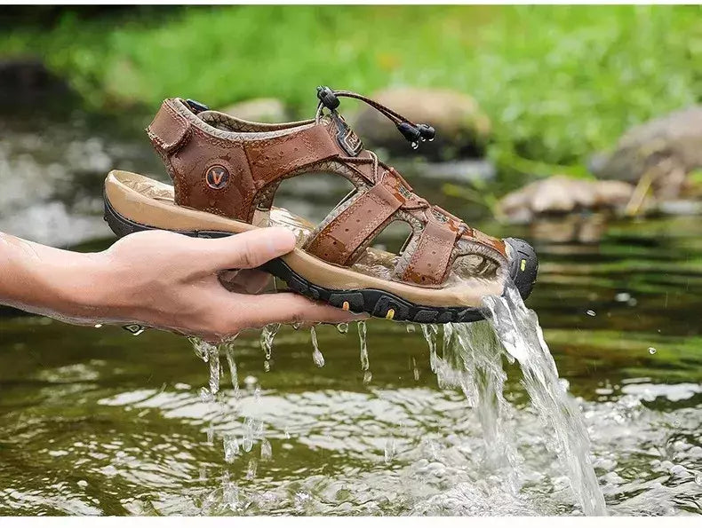 2024 sapatos masculinos de couro verão novo tamanho grande sandálias masculinas sandálias de moda chinelos tamanho grande 38-47 ?