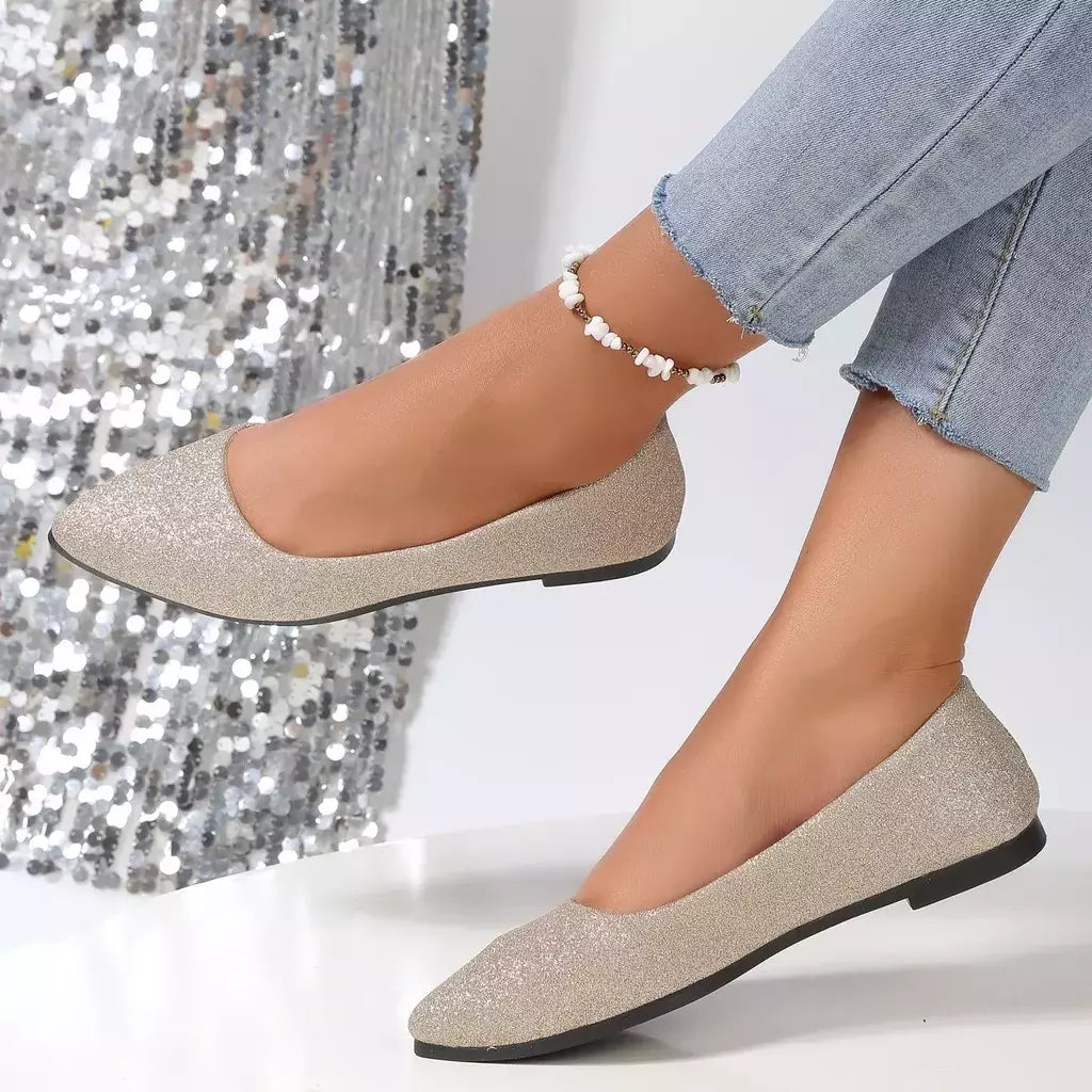 Mocassins deslizantes respiráveis para mulheres, sapatilhas rasas, fundo macio, sapatos de barco com dedo apontado, tamanho grande, 43, moda verão, 2024