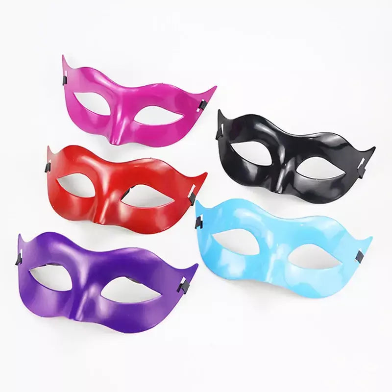 Mulheres homem sexy cavalheiro máscara de baile máscara de baile adereços festa de halloween preto branco retro máscara de plástico meia face cosplay máscara