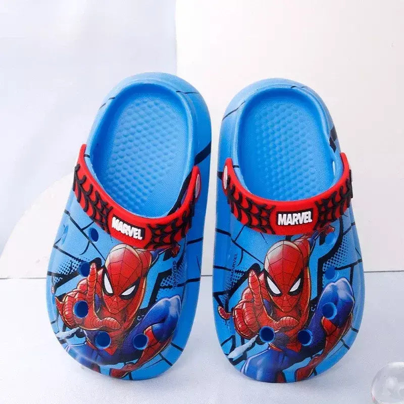 Disney chinelos infantis verão meninos spiderman chinelo antiderrapante buraco crianças sapatos de praia fundo macio criança casa chinelo