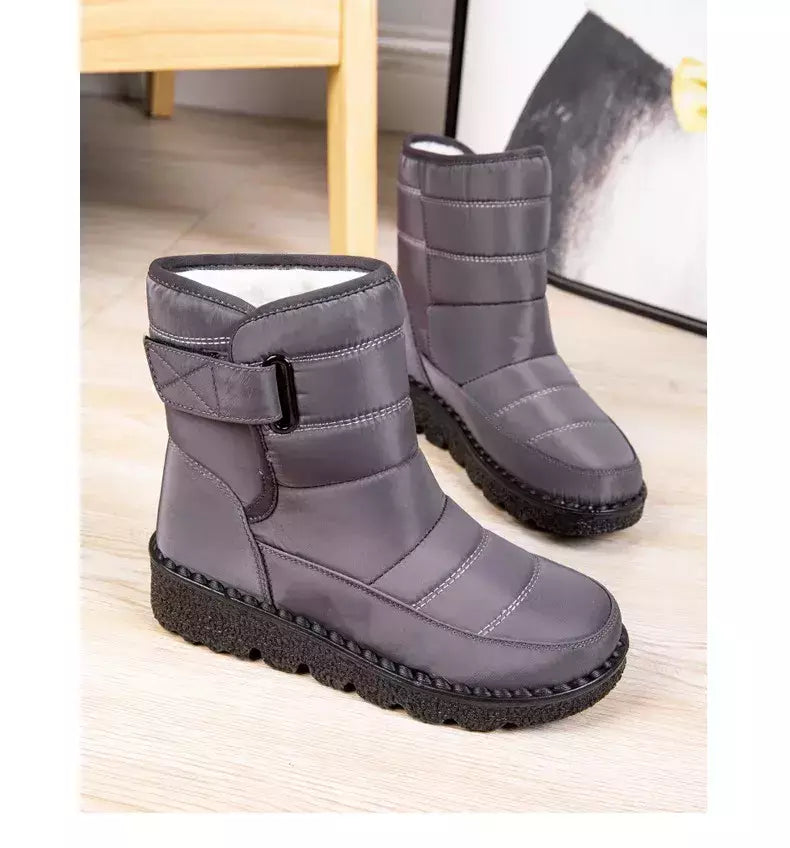 Botas de neve impermeáveis antiderrapantes para mulheres, sapatos de plataforma, tornozelo quente, sapatos acolchoados de algodão, inverno