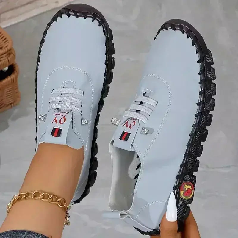 Mulheres tênis 2025 novos sapatos de designer mocassins de sola macia romana respirável ao ar livre retro tamanho grande único sapatos para mulher