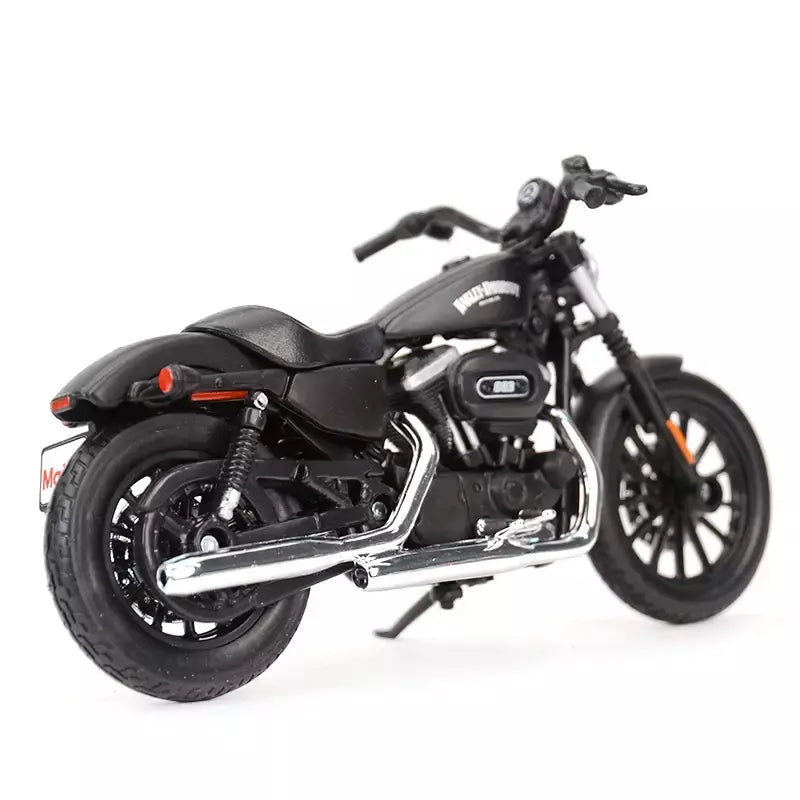 Maisto 1:18 Harley Davidson 2022 Sportster Iron 883 Veículos fundidos colecionáveis Hobbies Modelo de motocicleta Brinquedos