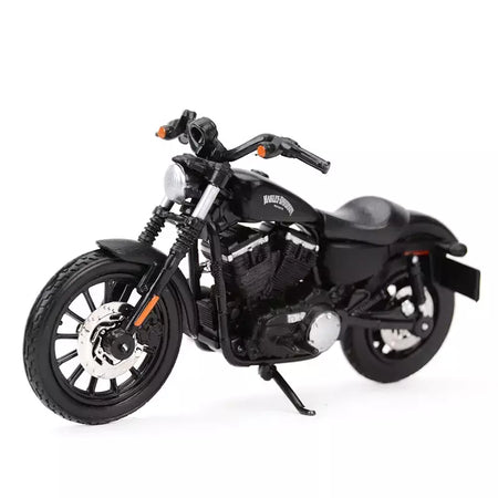 Maisto 1:18 Harley Davidson 2022 Sportster Iron 883 Veículos fundidos colecionáveis Hobbies Modelo de motocicleta Brinquedos