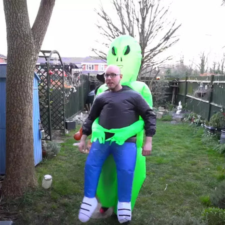 Et alienígena inflável terno alienígena monstro inflável traje assustador verde alienígena cosplay traje para adulto festa festival palco
