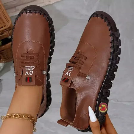 Mulheres tênis 2025 novos sapatos de designer mocassins de sola macia romana respirável ao ar livre retro tamanho grande único sapatos para mulher