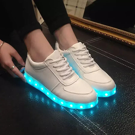 Maogu 2024 adulto unissex das mulheres dos homens criança tênis luminosos brilhante carga usb meninos led colorido light-up sapatos meninas calçados