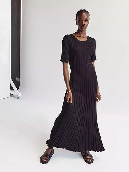 Vestido longo de malha monocromática feminino, manga curta, vestido feminino plissado, gola em O, quadril, primavera, moda verão, feminino, 2022