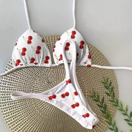 Conjunto brasileiro de biquíni tanga para mulheres, moda praia, tanga sexy, maiô, 2 peças, roupa de banho, estampa cereja fofa, 2023