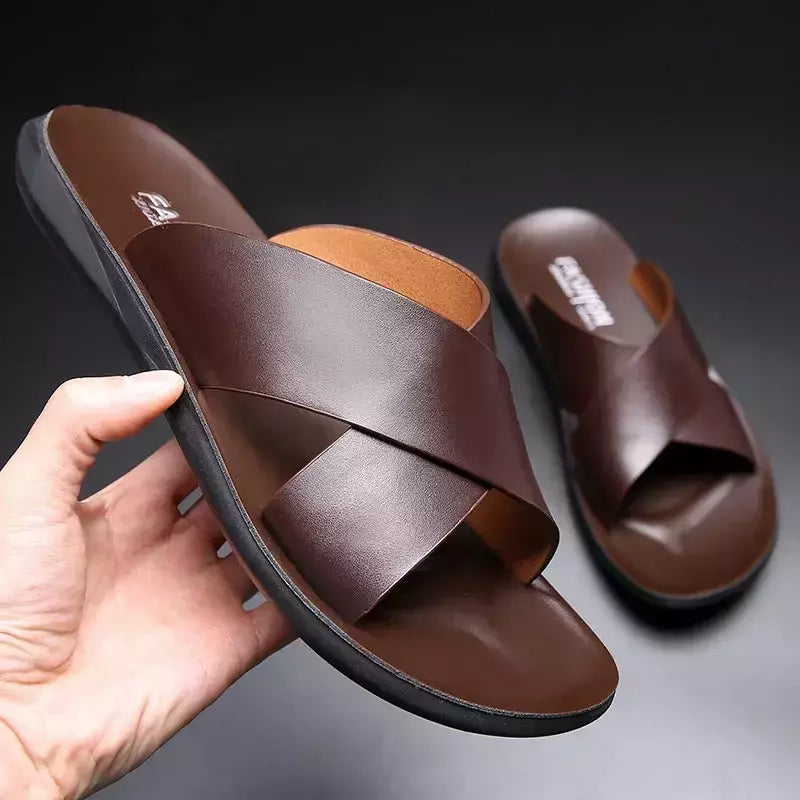 Sandálias para homens chinelos de couro genuíno marca de luxo moda masculina apartamentos casuais antiderrapantes praia sandalia zapatos hombre 2024
