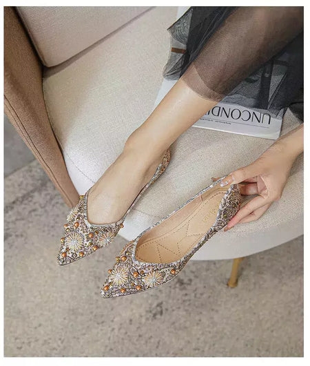 Mocassins lisos de strass de dedo apontado, sapatilhas femininas clássicas, sapatilhas femininas, sapatos de barco macio, rebites, novo, outono, 2022