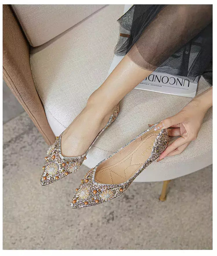 Mocassins lisos de strass de dedo apontado, sapatilhas femininas clássicas, sapatilhas femininas, sapatos de barco macio, rebites, novo, outono, 2022