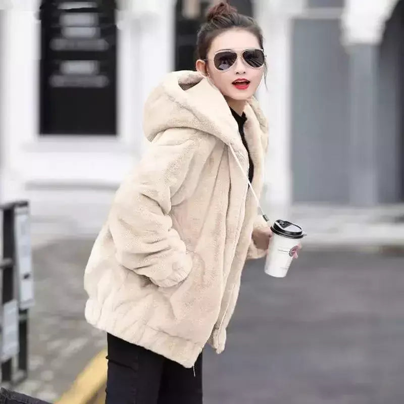 Jaqueta feminina com capuz de flanela forrada a lã, jaqueta curta solta, manga longa quente, comprimento médio, versão coreana, inverno, novo estilo