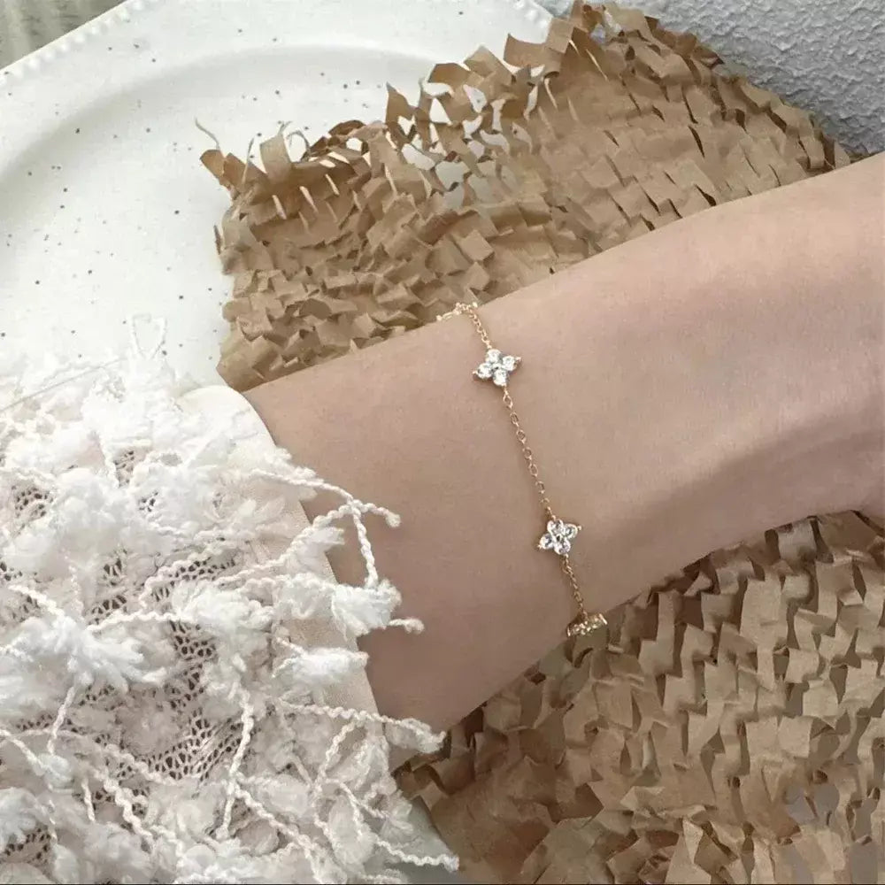 Novo aço inoxidável zircão colares para mulheres 18k banhado a ouro quatro folhas grama colar corrente colar de luxo jóias presente