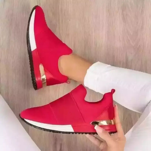 Sapatos femininos de envergadura vulcanizada, tênis de cor sólida para senhoras, calçados casuais de malha esportiva feminina, 2024