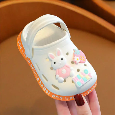 Verão dos desenhos animados coelho urso respirável crianças indoor tamancos sapatos com buracos antiderrapantes unisex chinelos de sola macia crianças sandálias