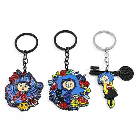 Figura de desenho animado Coraline e chaveiro de porta secreta, filme de anime emocionante de fantasia, pingente esmaltado, chaveiros, presentes de ornamento