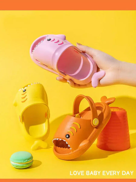 Crianças sandálias dos desenhos animados tubarão verão da criança meninos meninas sola macia sapatos de bebê chinelos antiderrapantes