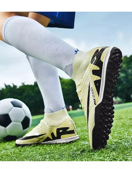 Sapatos de futebol antiderrapantes profissionais para homens, botas de treinamento Grass Society, grampos de qualidade superior, botas originais, novos