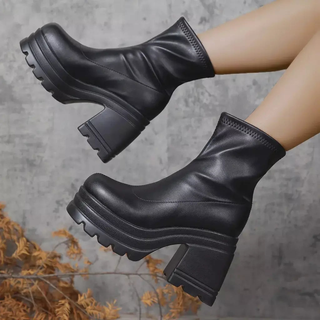 Mulheres nova moda botas curtas mulheres sexy bota de couro dedo do pé quadrado casual zíper salto alto casual sola grossa sapatos femininos zapatos