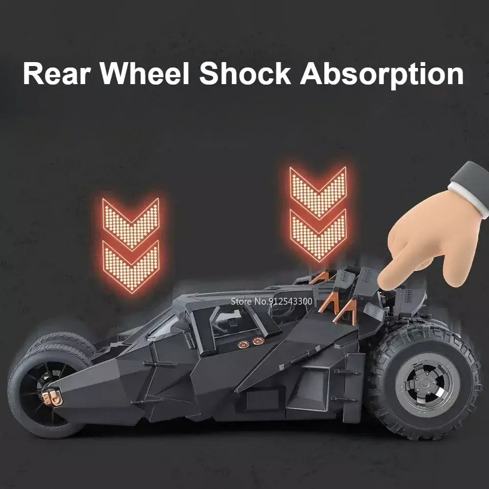Grande escala 1:18 batmobile modelo de carro brinquedo o cavaleiro das trevas trilogia som luz deslizante spray liga veículos modelos ornamentos presentes