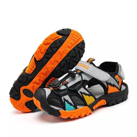 Sandálias esportivas para meninos e meninas, sandálias de verão para crianças, bico fechado, sapatos atléticos de água, sandálias para piscina e praia