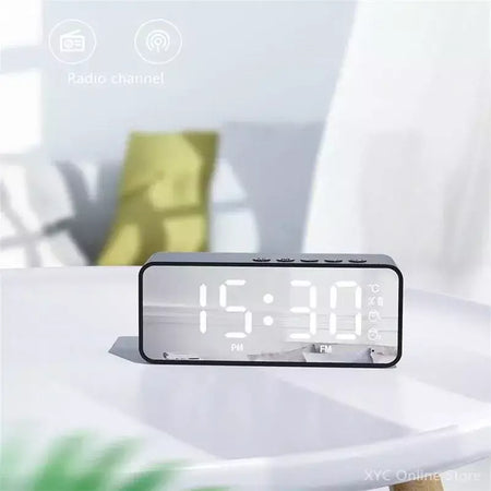 Altifalante Sem Fio Bluetooth Pequeno Mini Despertador Canhão Portátil Mini Voz Transmita o Cartão Insert Veicular Sistema De Áudio W