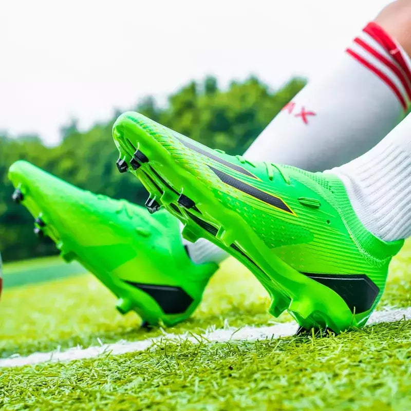 Sapatos de futebol FG TF para homens, botas antiderrapantes, grampos de treinamento ao ar livre, tênis de futsal, calçado esportivo infantil