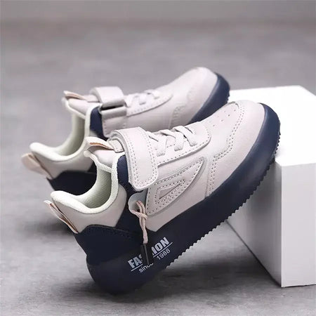 Tenis tênis crianças primavera/outono novos meninos meninas sapatos esportivos casuais sapatos de couro sola macia crianças pequenos sapatos brancos