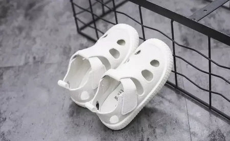Crianças metade sandálias meninos esportes sapatos casuais recortes oco moda 2024 nova primavera verão crianças meninas sandálias 21-30