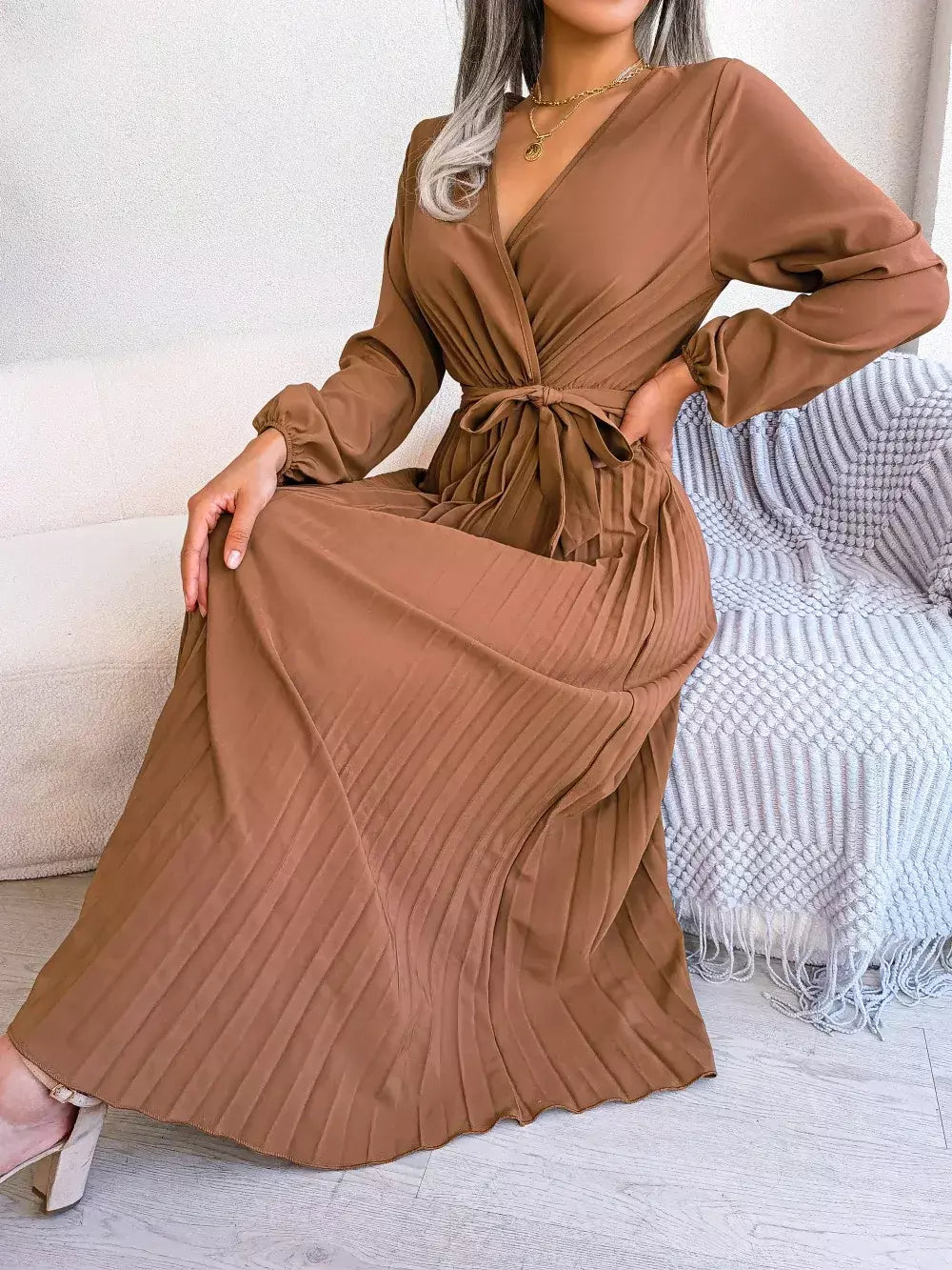Elegante V Neck manga comprida das mulheres plissado vestido Maxi