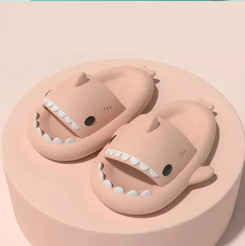 Chinelos infantis sola macia dos desenhos animados tubarão chinelo mulher homem interior ao ar livre eva chinelos antiderrapantes para sapatos infantis sandálias