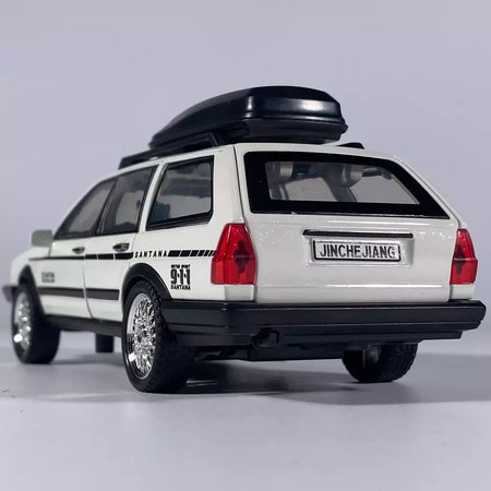 1:32 volkswagenwerk santana wagon liga de metal diecast modelo carro som & luz puxar para trás simulação clássica coleção hobby presente