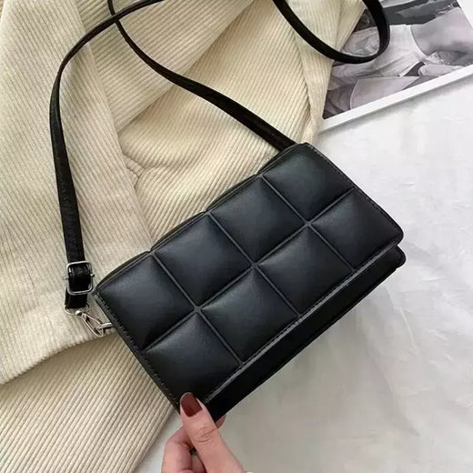 Pequena bolsa de couro PU para mulheres, bolsa crossbody, alça clássica, marca de moda, designer, tendência, feminina