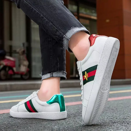 Tênis homem plano de alta qualidade casual esportes couro confortável sapatos de caminhada design de luxo sapatos de skate originais para homem