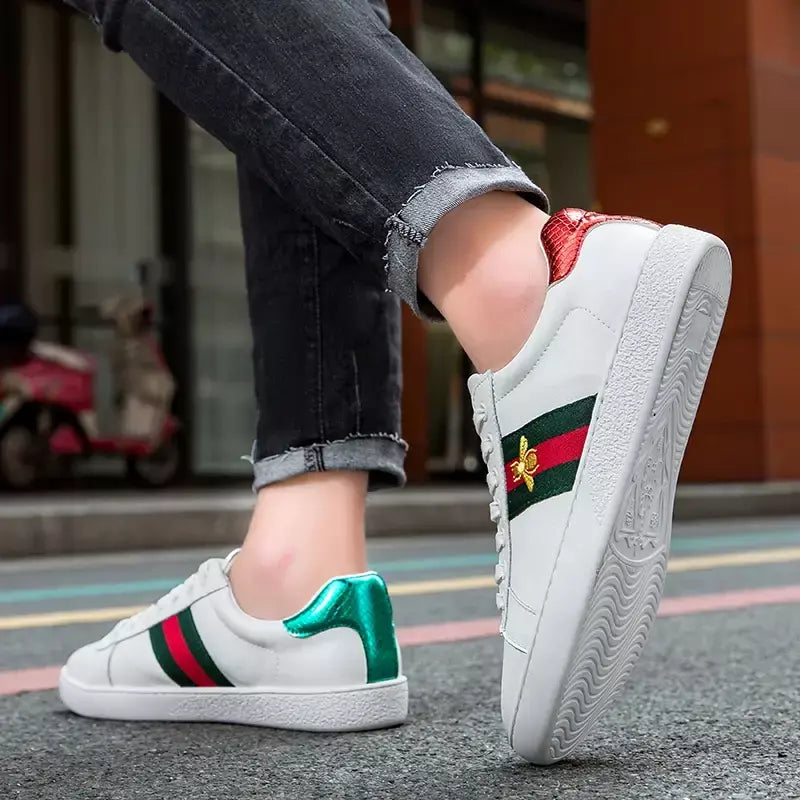 Tênis homem plano de alta qualidade casual esportes couro confortável sapatos de caminhada design de luxo sapatos de skate originais para homem