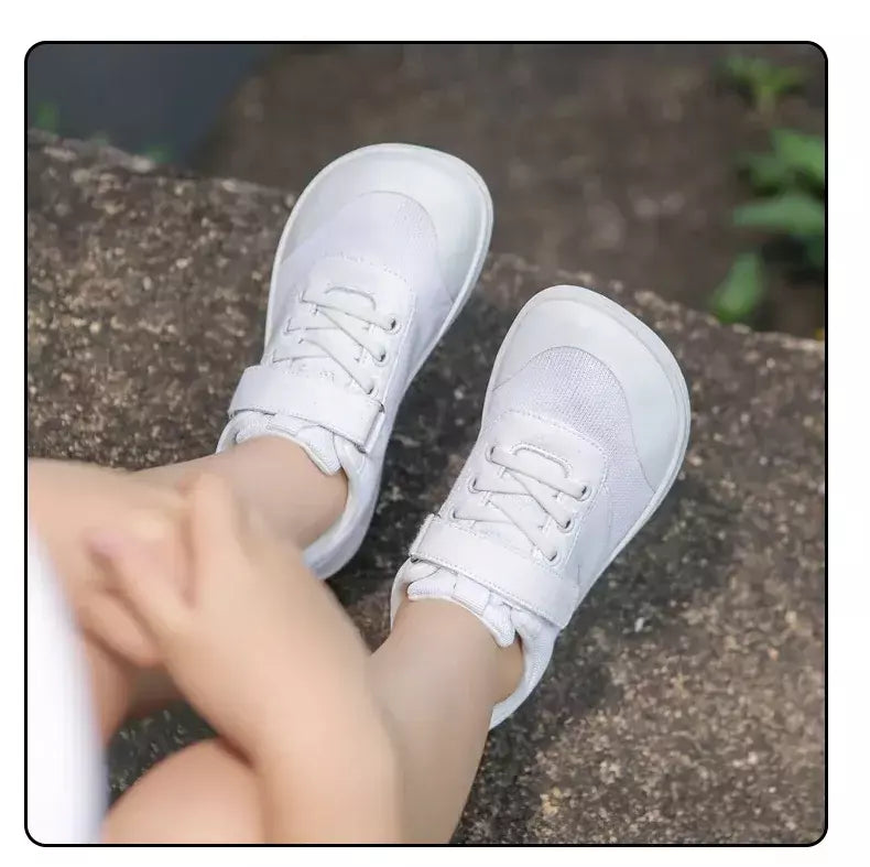 Novos meninos meninas tênis crianças largas sapatos descalços naturalmente spracam sapatos da criança pequena grande criança
