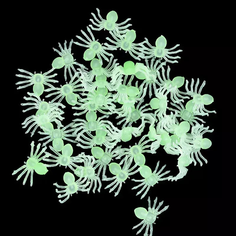 50 pçs halloween aranhas luminosas mini horror aranha brilho no escuro decorações de festa de halloween casa assombrada adereços assustadores