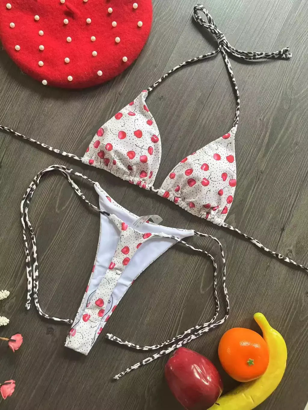 Conjunto brasileiro de biquíni tanga para mulheres, moda praia, tanga sexy, maiô, 2 peças, roupa de banho, estampa cereja fofa, 2023