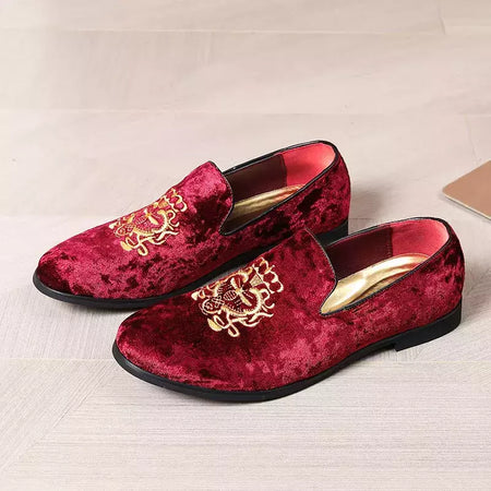 Sapatos de couro de camurça para homens, sapatos de casamento, sapatos baixos Oxford, mocassins bordados, tamanho grande, alta qualidade, designer, luxo, festa