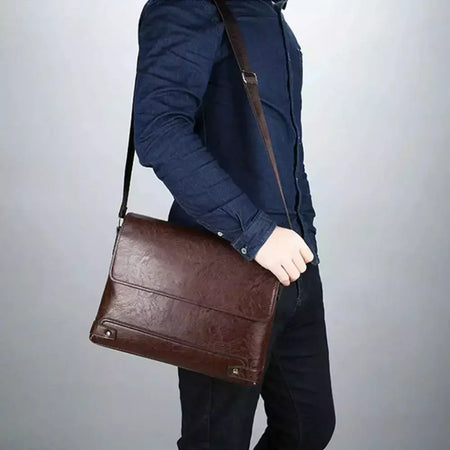 Maleta de couro PU para homens, sacola nova, bolsa de computador retro, designer lateral, bolsa crossbody mensageiro, bolsa de ombro portátil