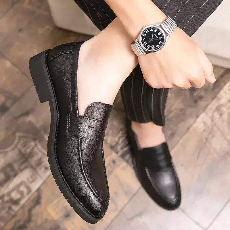 Mocassins de negócios britânicos, sapatos casuais antiderrapantes masculinos, sapatos de couro preto, vestido de noiva marrom, cinza